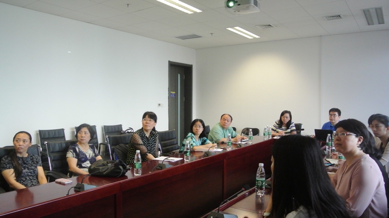 3044am永利官方网站院举行英语双学位双专业和大学英语教学教务联系会议1